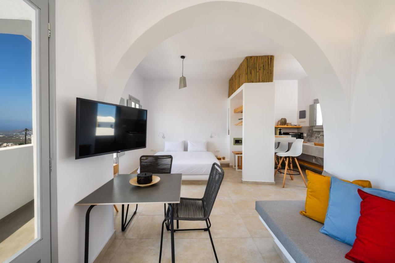 Astivi Santorini Apartments Pýrgos Exteriör bild