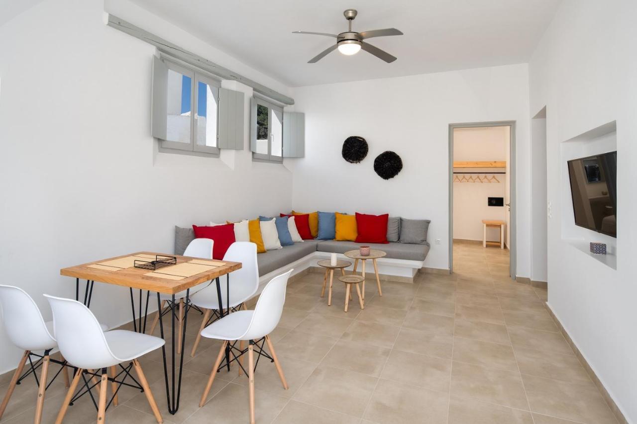 Astivi Santorini Apartments Pýrgos Exteriör bild