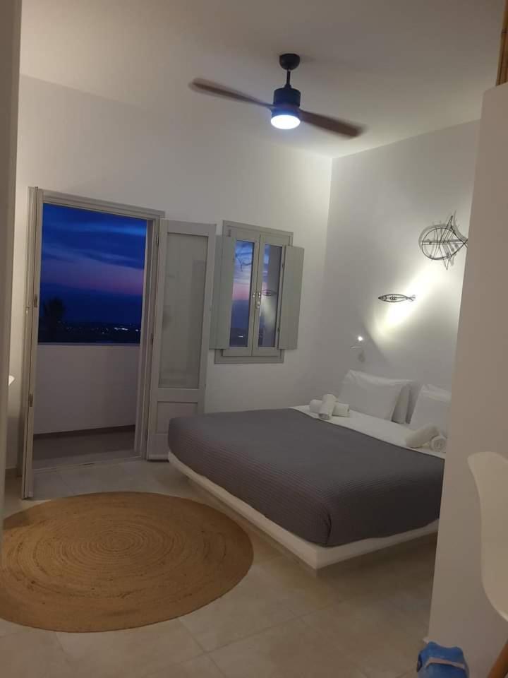 Astivi Santorini Apartments Pýrgos Exteriör bild